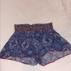 Flowy comfortable shorts